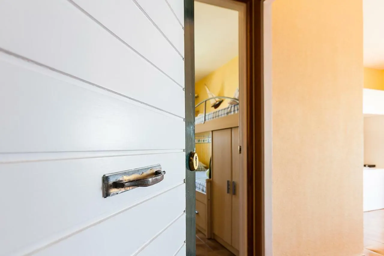 Apartament Rhodes Mar Appartement Llança