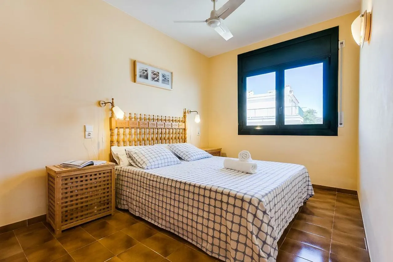Apartament Rhodes Mar Apartment Llanca Spain